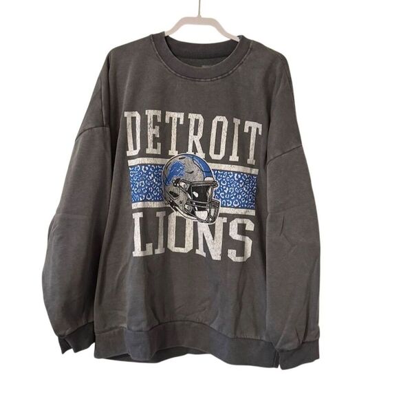 Gameday Couture Tops - Gameday Couture Detroit Lions Women's 2XL Gray Oversized Crewneck Sweatshirt